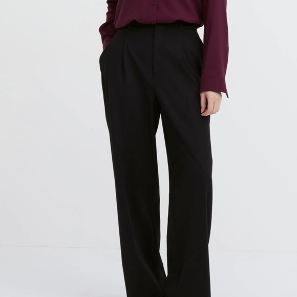 Uniqlo Pleated Wide Pants - Picture 1 of 2